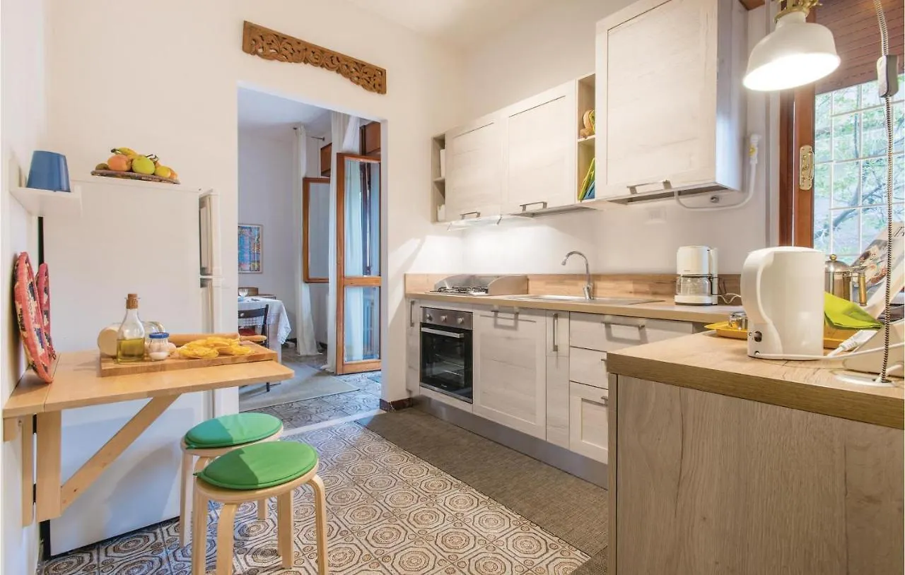 2 Bedroom Nice Apartment In ريميني