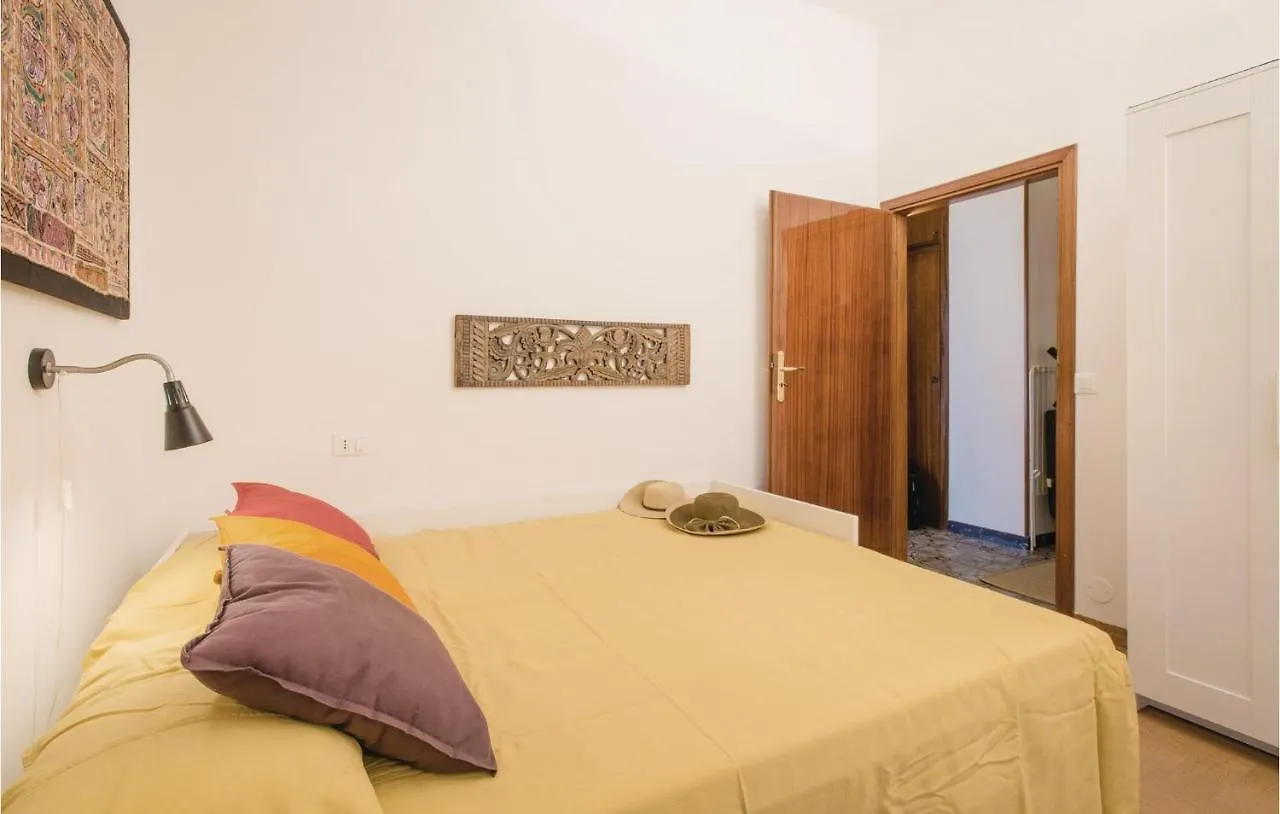 2 Bedroom Nice Apartment In ريميني